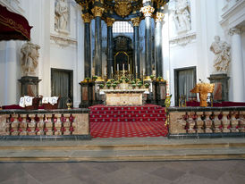 Diakonenweihe im Fuldaer Dom (Foto: Karl-Franz Thiede)
